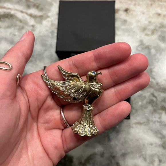 Vintage bird brooch with crystals. - Picture 2 of 5